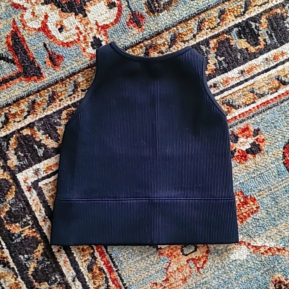 Ribbed sports bra